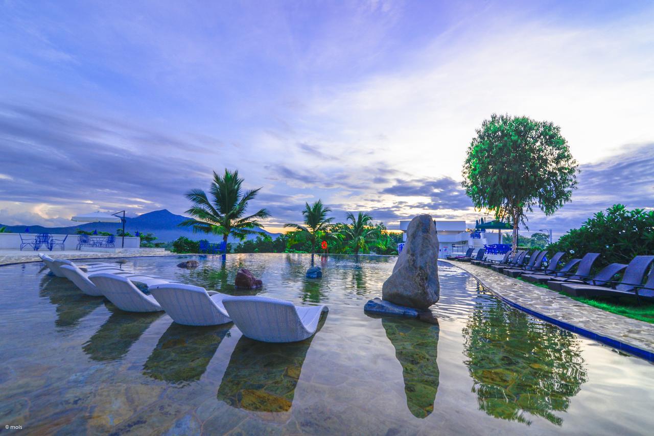 Ai World Park And Resorts Bacungan Luaran gambar
